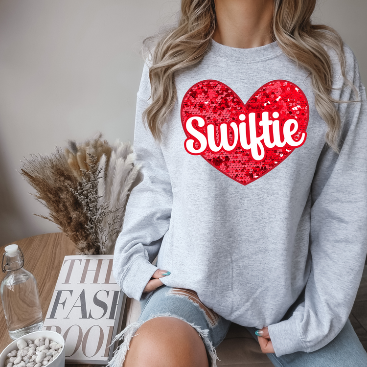 Faux Glitter Swift Heart DTF Transfer