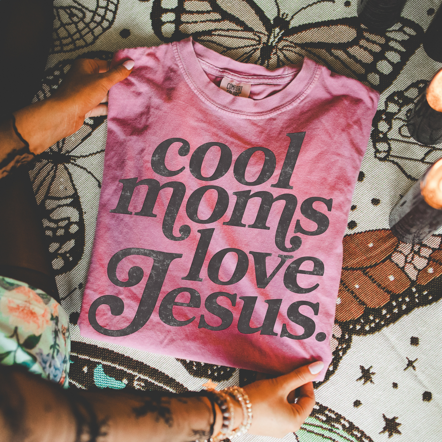 Cool Moms Love Jesus Single Color Screen Print Transfer