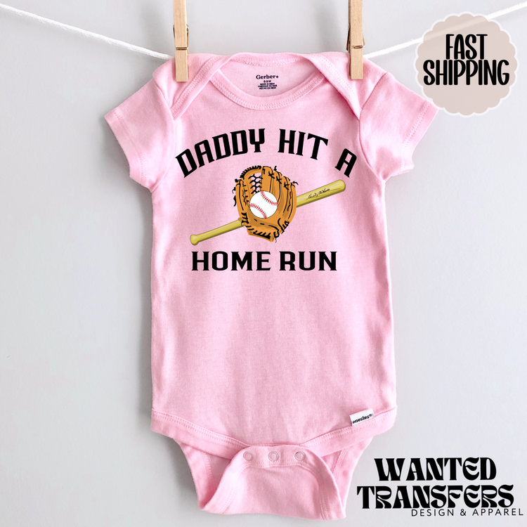 Daddy Hit a Home Run Baseball Pregnancy Announcement Onesie®, New Baby Bodysuit, Reveal Pregnancy Announcement, Cute, Trendy Bodysuit