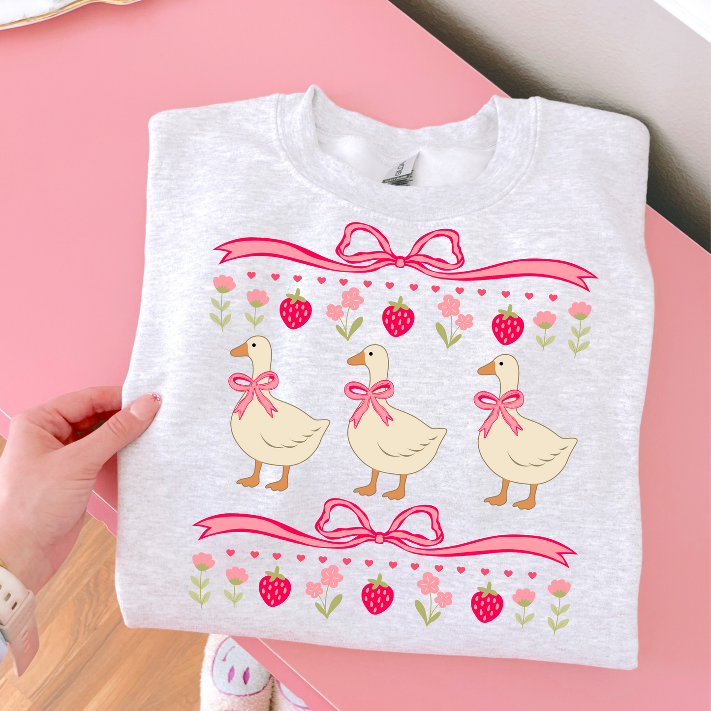 Trendy Strawberry Geese DTF Transfer