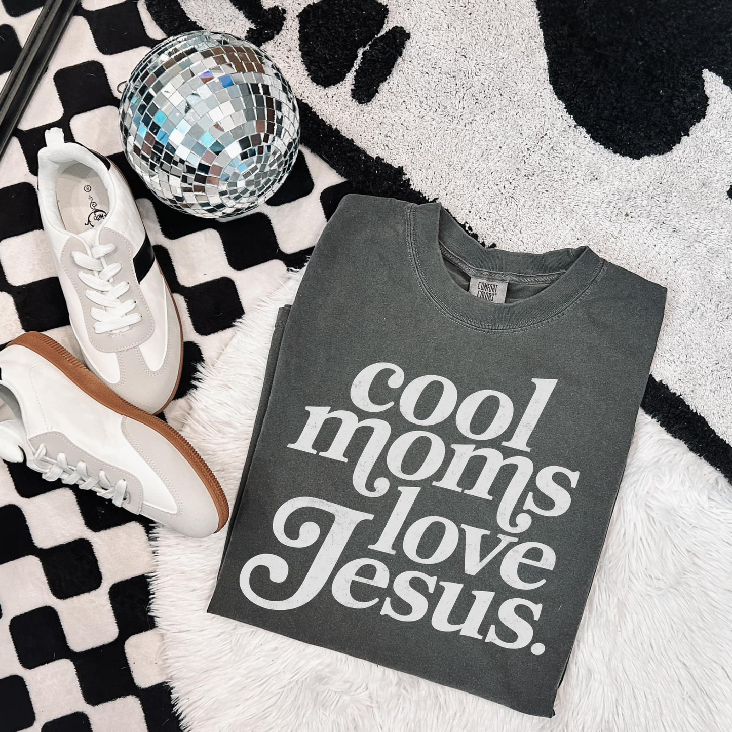 Cool Moms Love Jesus DTF Transfer