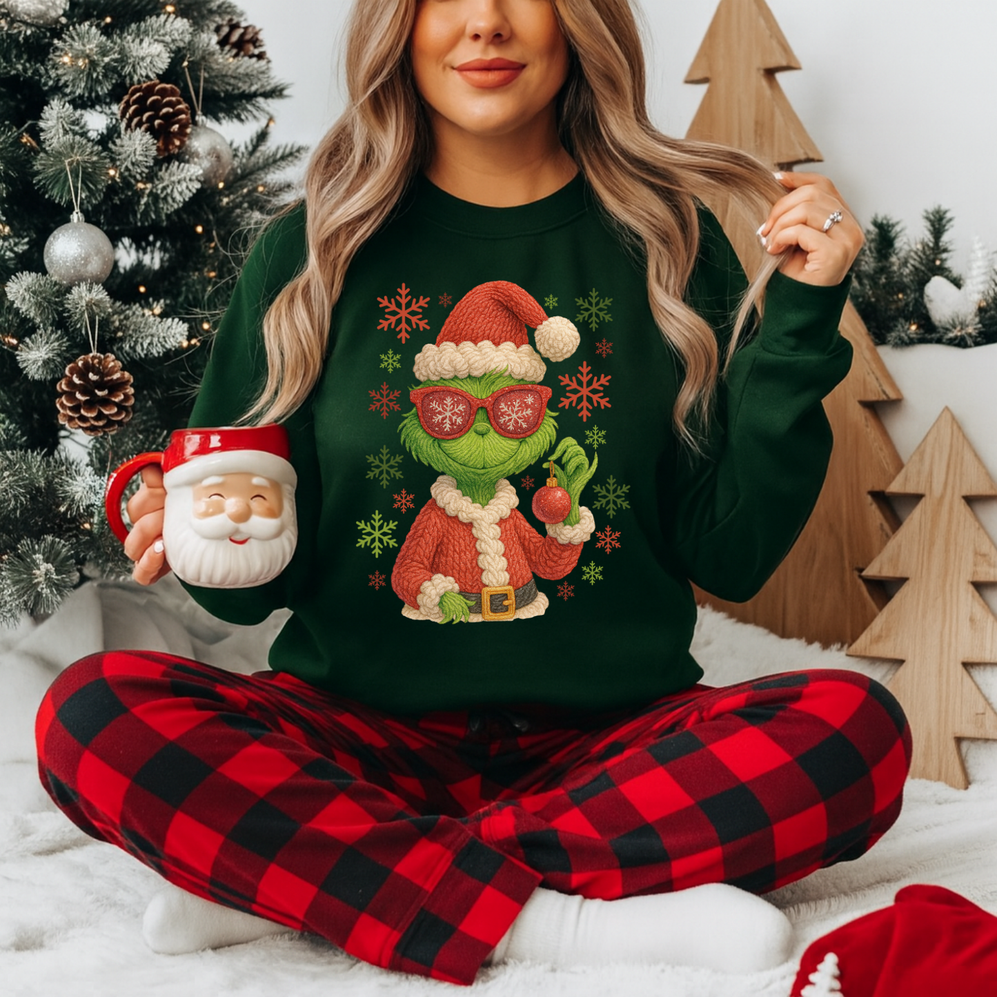 Faux Yarn Christmas Character G DTF Transfer